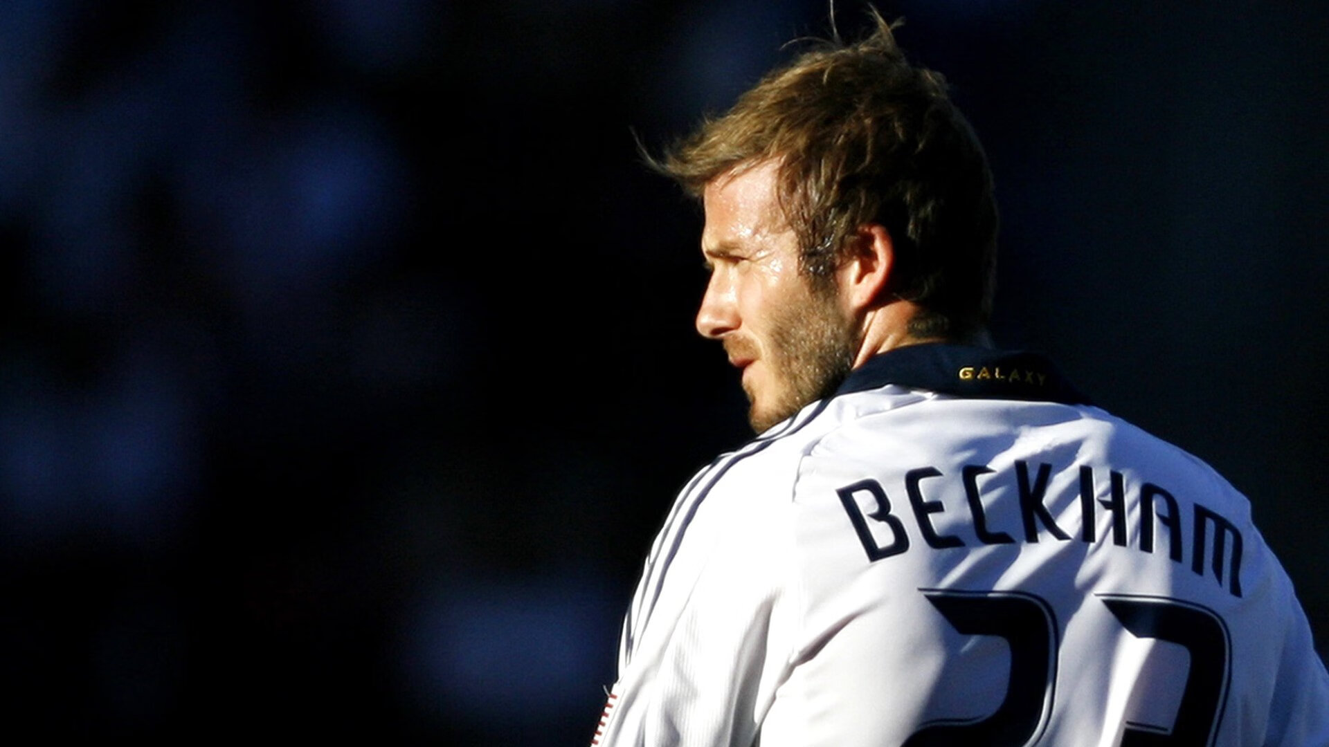 快船队内气氛轻松互动频繁提高默契度，球队快船